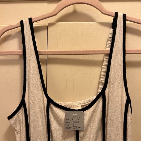 Dress - Picture 6 of 8